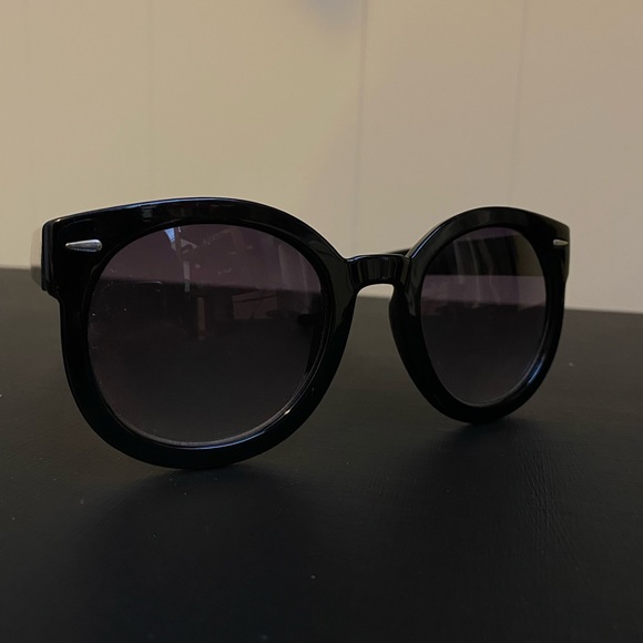 Round black oversized sunglasses - Picture 3 of 4